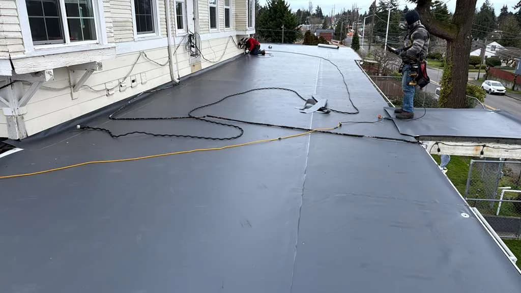 Emergency roof response for urgent leaks